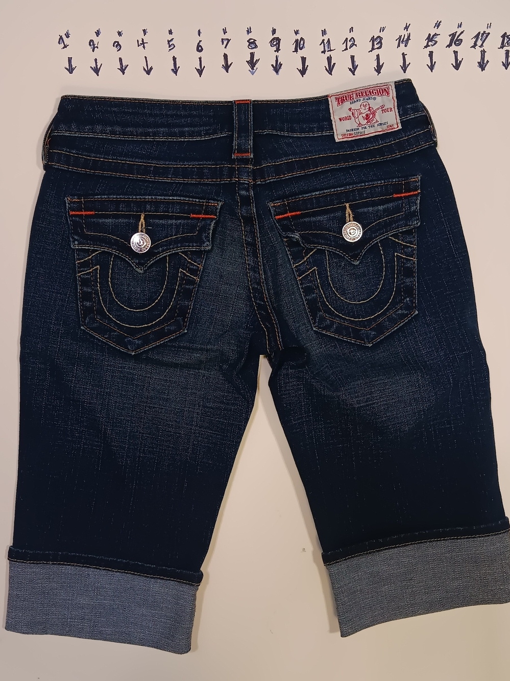 True Religion Dark Blue Cropped Denim Capri Jeans